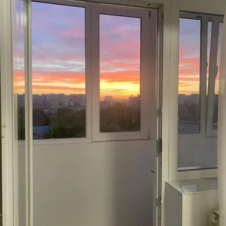 Ely Glow Decebal Piata Alba Iulia *