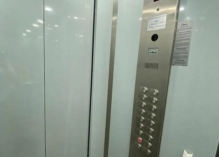 アパート Ely Glow Decebal Piata Alba Iulia