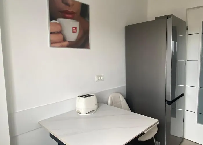 Appartement Ely Glow Decebal Piata Alba Iulia Bucarest