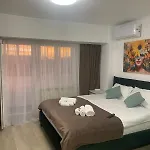 Ely Glow Decebal Piata Alba Iulia Apartmán *